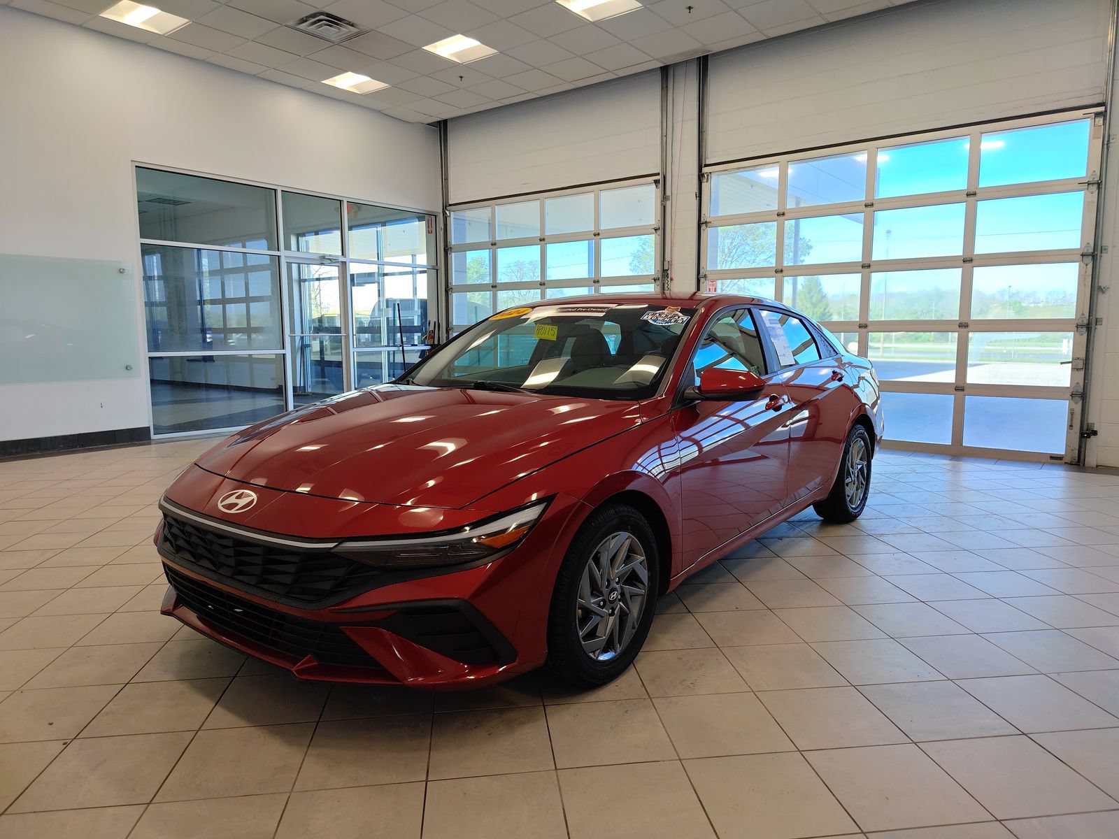 Used 2024 Hyundai Elantra SEL FWD image 7