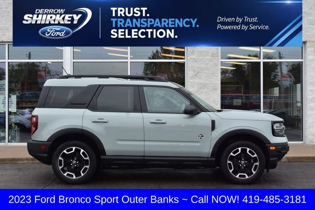 Used 2023 Ford Bronco Sport Outer Banks w/ Tech Package AWD/4WD image 3