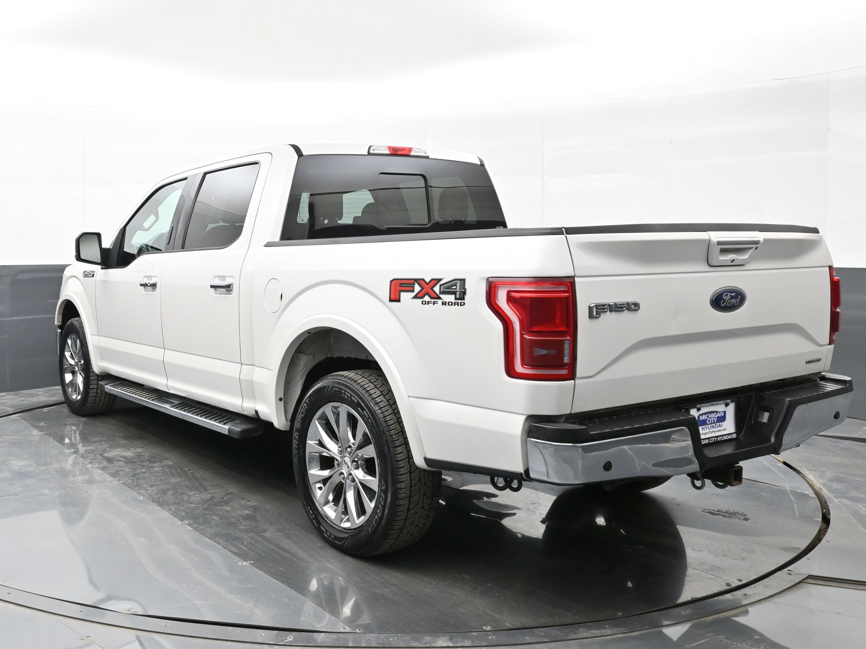 Used 2016 Ford F150 Lariat AWD/4WD image 4