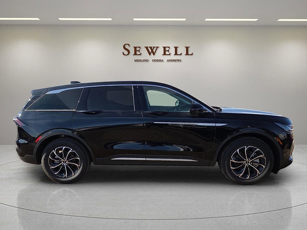 New 2026 Lincoln Nautilus Premier AWD/4WD image 5