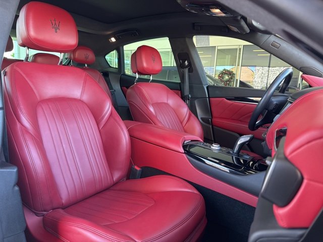 Certified 2022 Maserati Levante GT image 18