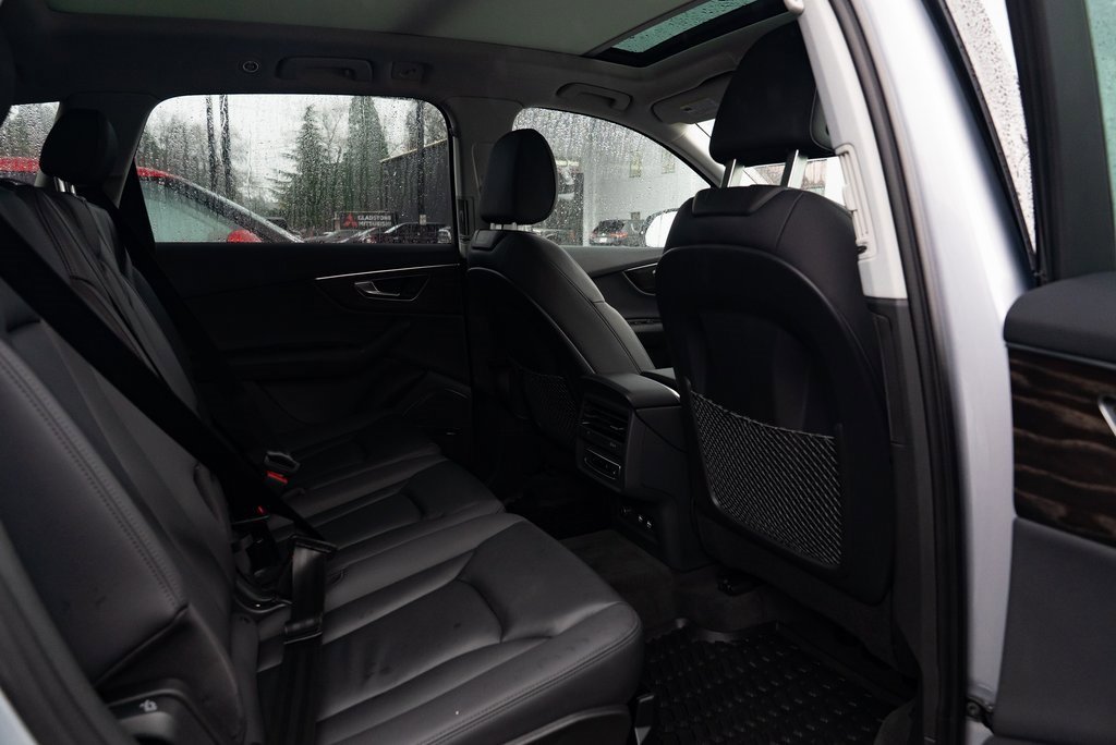 Used 2020 Audi Q7 3.0T Premium Plus w/ Premium Plus Package image 24