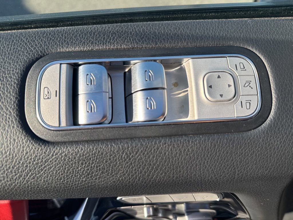 Used 2024 Mercedes-Benz G 550 image 27