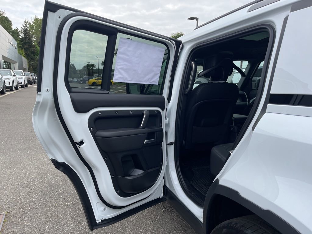 New 2026 Land Rover Defender 110 S AWD/4WD image 15