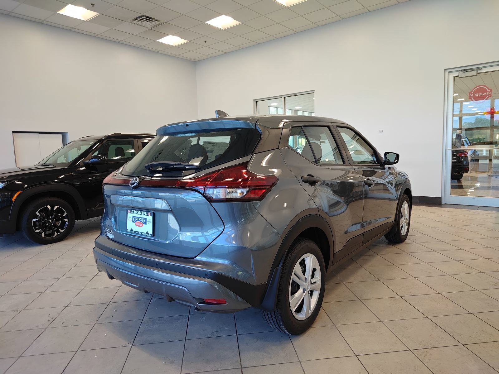 New 2025 Nissan Kicks Play S FWD image 3
