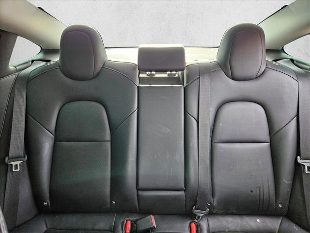 Used 2018 Tesla Model 3 Mid Range image 15