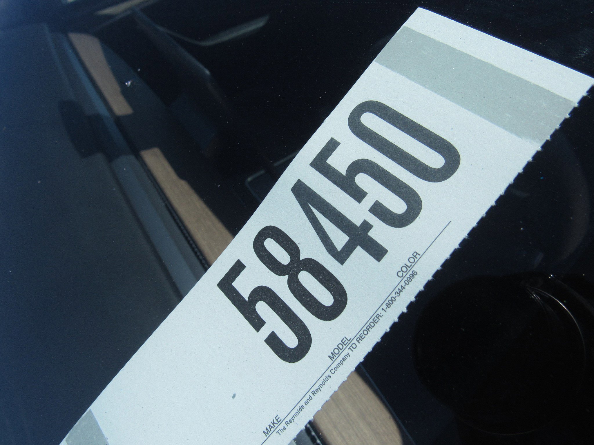 Used 2024 Tesla Model Y 2WD image 27