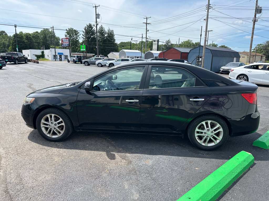 Used 2012 Kia Forte EX w/ Tech Pkg FWD image 4