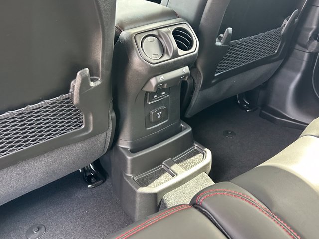New 2026 Jeep Wrangler Unlimited Rubicon w/ Whitecap Package AWD/4WD image 19