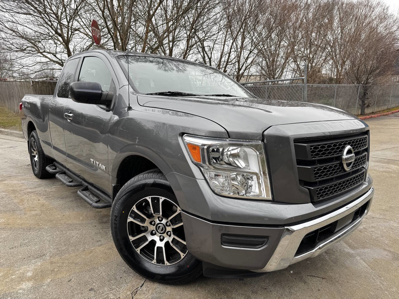 Used 2021 Nissan Titan SV w/ Accessory Utility Package image 1