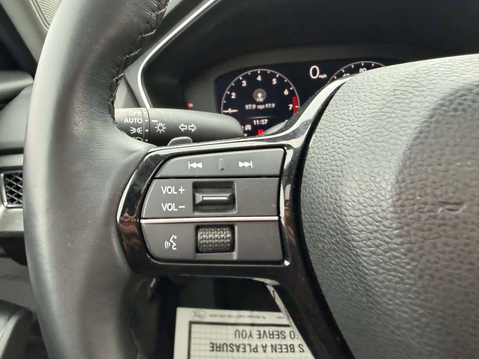 Used 2023 Acura Integra FWD image 25