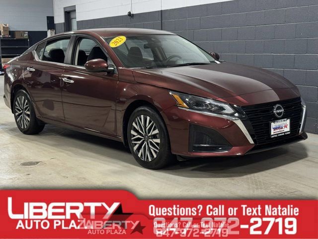 Used 2023 Nissan Altima 2.5 SV