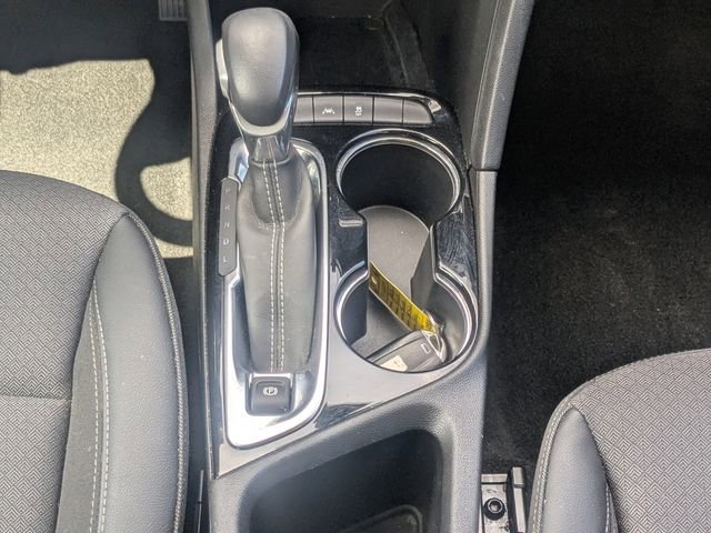 Used 2022 Buick Encore GX Select w/ Sport Touring Package image 17