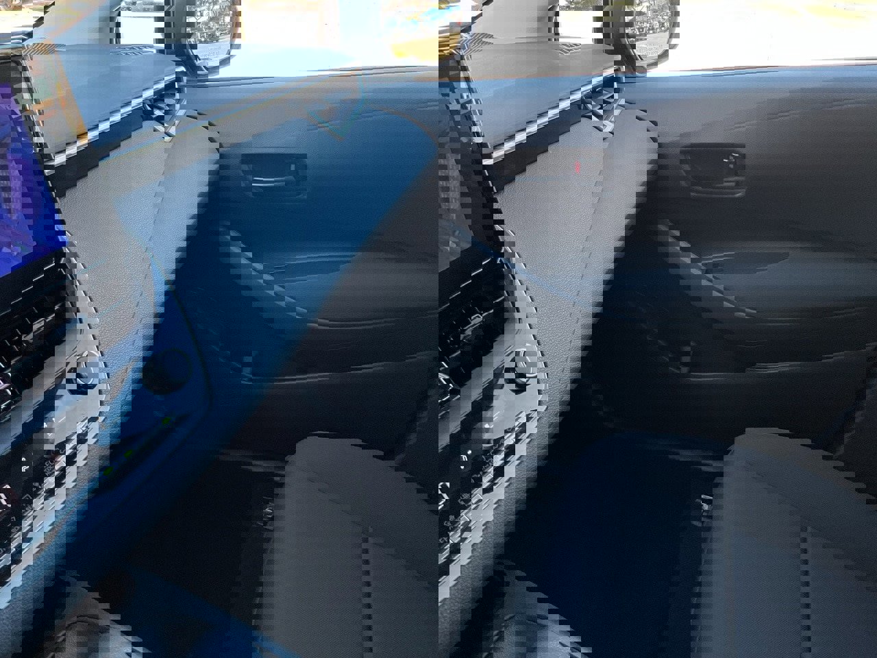 Used 2024 Toyota Corolla LE image 35