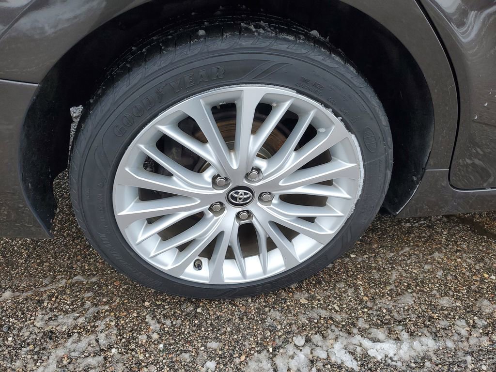 Used 2018 Toyota Camry XLE w/ Audio Package image 34