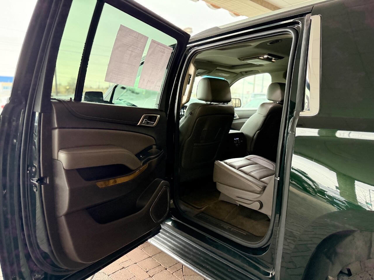 Used 2016 GMC Yukon XL Denali w/ Open Road Package image 29