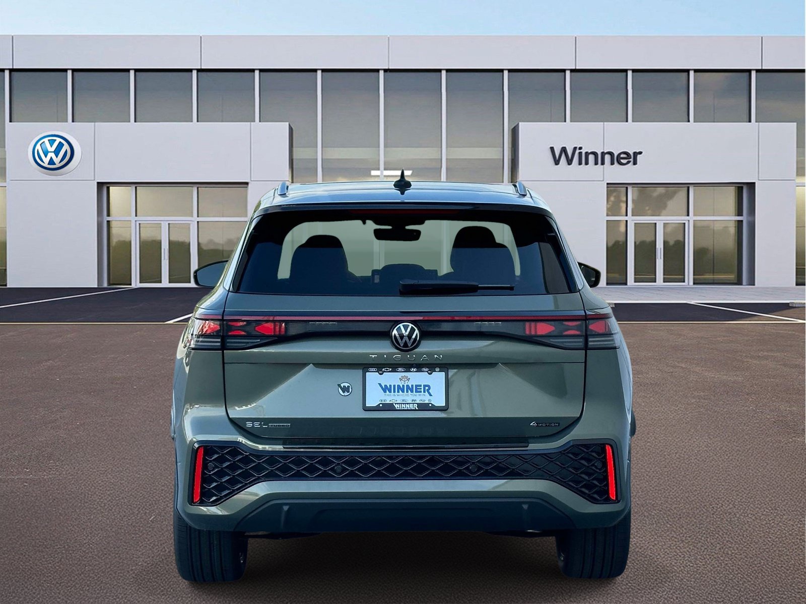 New 2026 Volkswagen Tiguan SEL R-Line AWD/4WD image 4