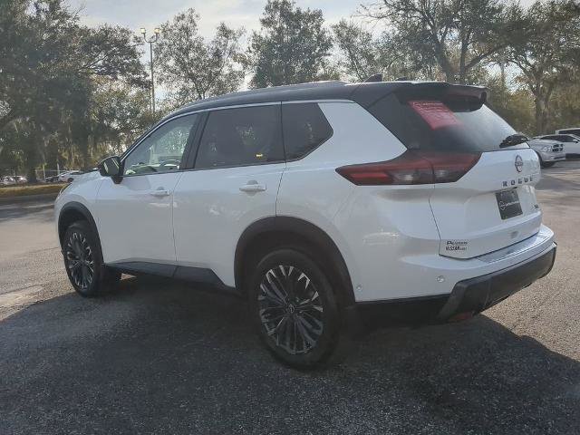 Certified 2025 Nissan Rogue SL w/ Tech Package image 6