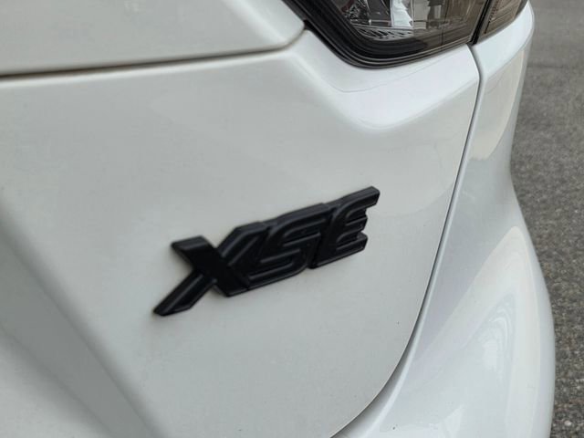 Used 2023 Toyota Corolla XSE image 10