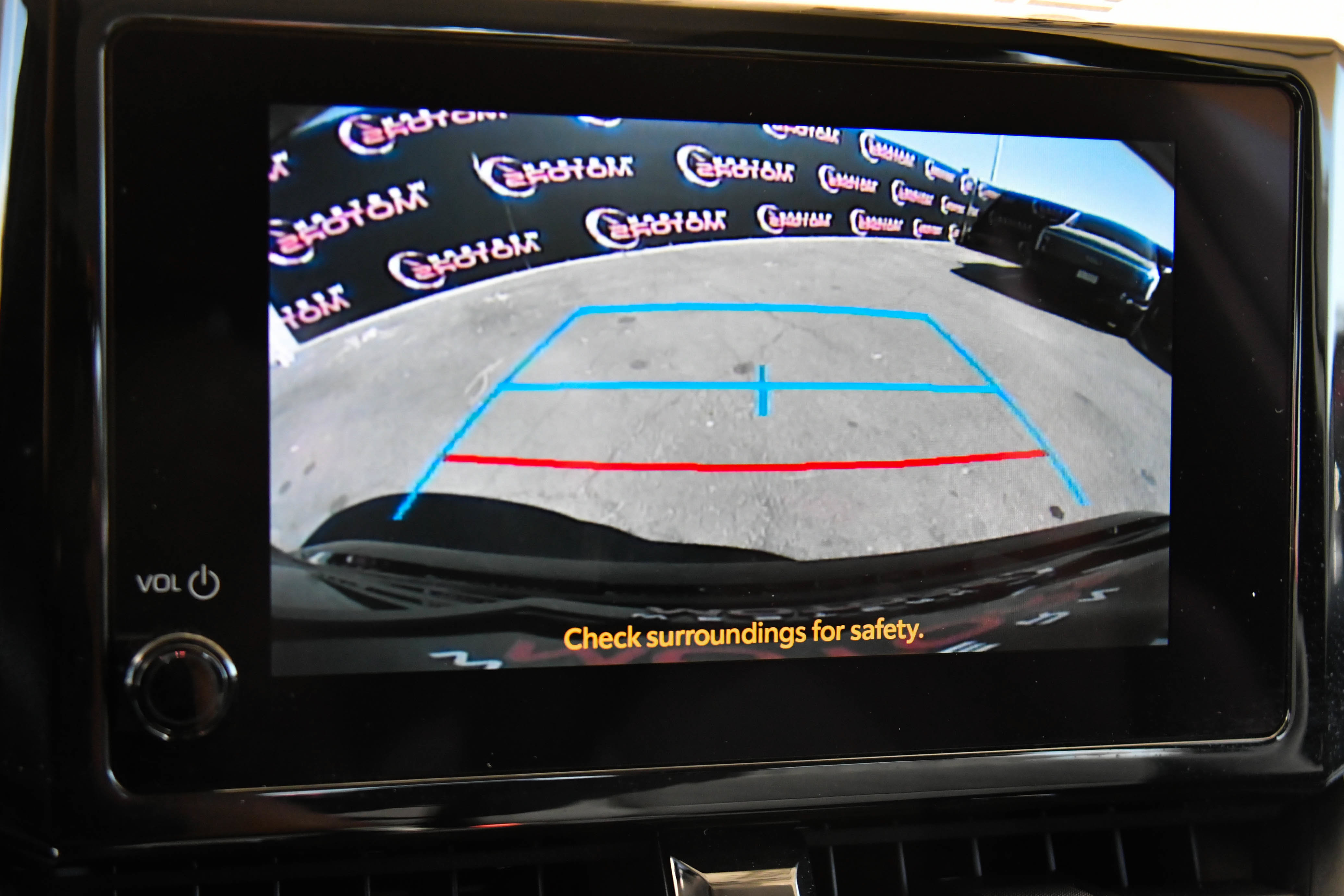 Used 2025 Toyota Corolla LE FWD image 17