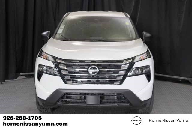 New 2026 Nissan Rogue S image 2