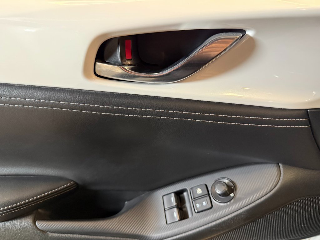 Used 2021 MAZDA MX-5 Miata RF Grand Touring image 17