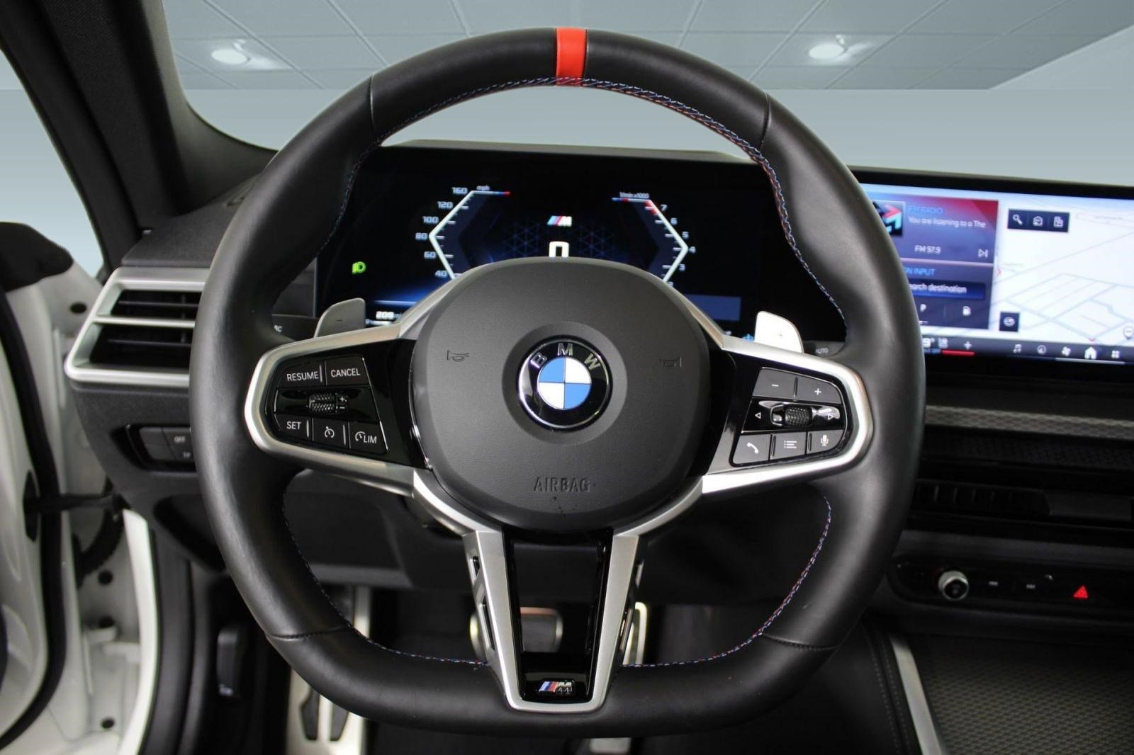 Used 2025 BMW M440i Coupe w/ Premium Package image 13