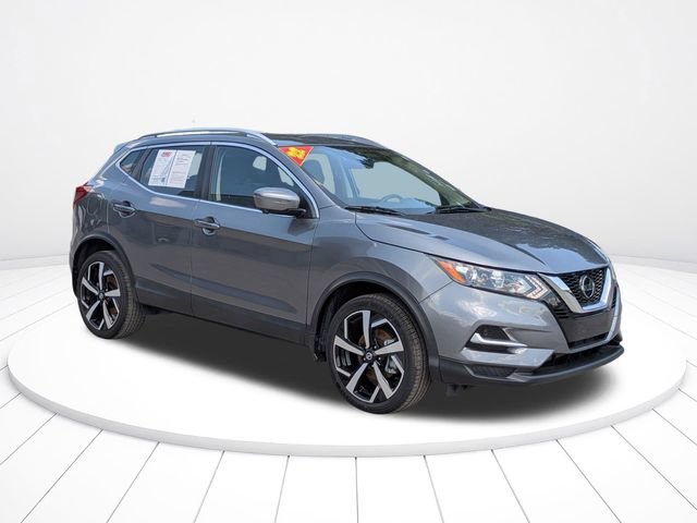 Used 2022 Nissan Rogue Sport SL FWD video 2