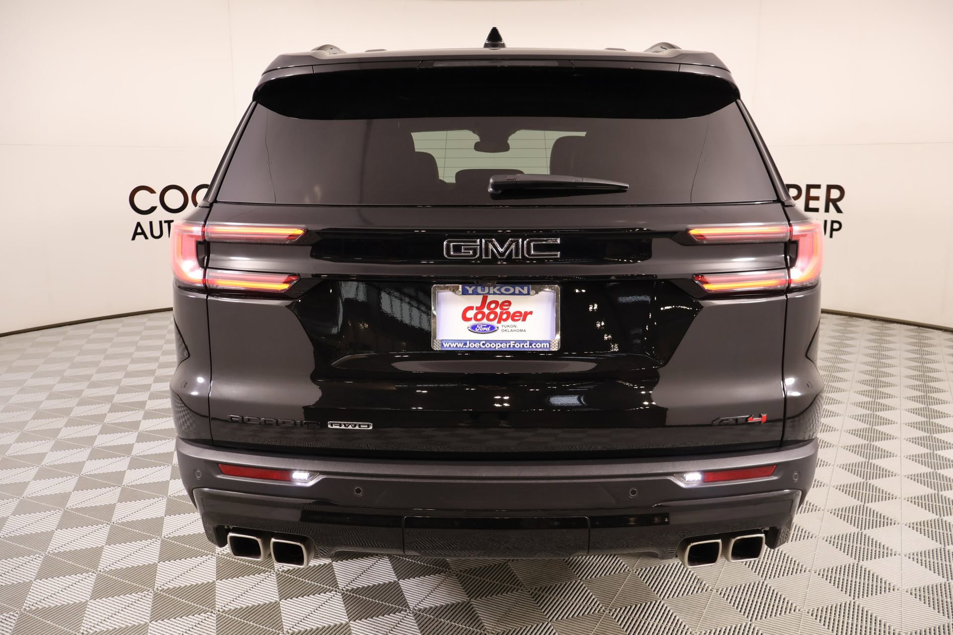 Used 2025 GMC Acadia AT4 AWD/4WD image 22