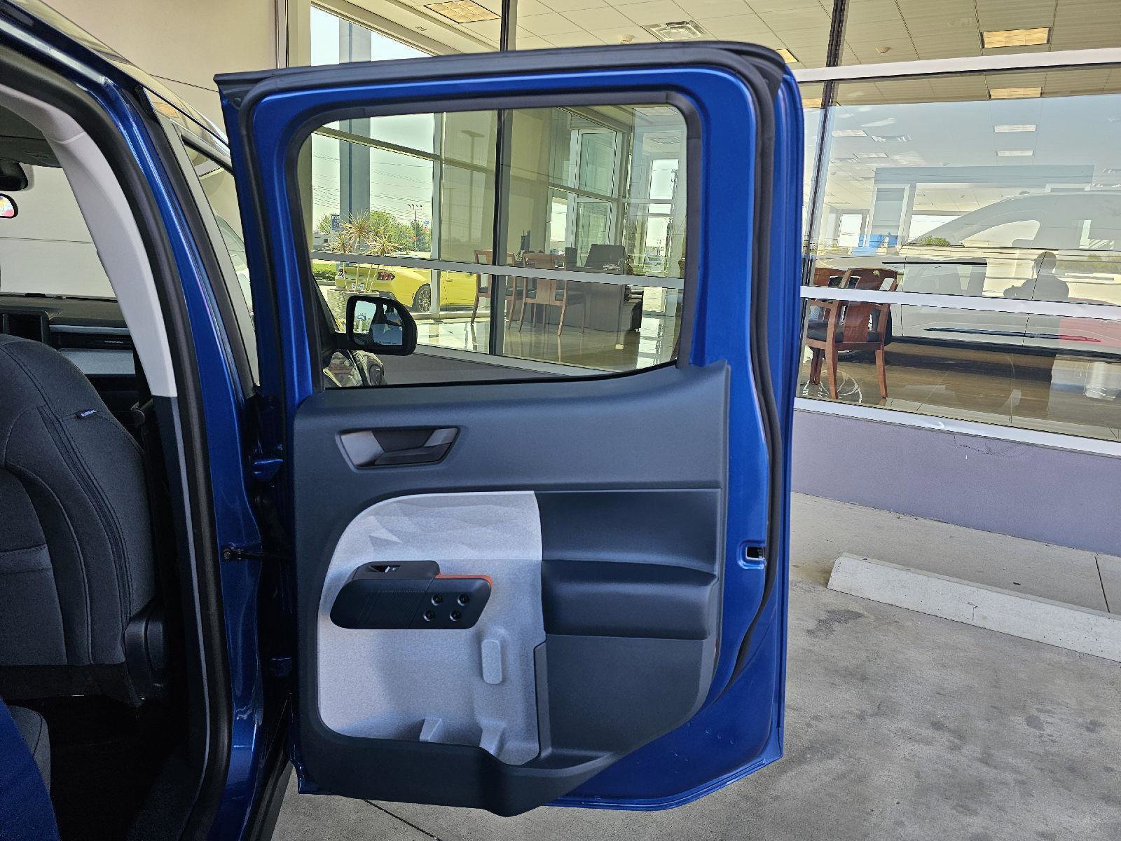 Used 2024 Ford Maverick XLT w/ XLT Luxury Package AWD/4WD image 13