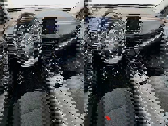 Used 2023 Nissan Rogue SV image 21