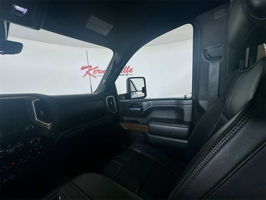 Used 2021 Chevrolet Silverado 2500 High Country w/ Z71 Off-Road Package image 11