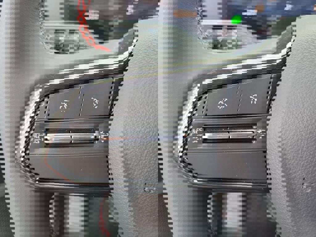 New 2026 Chevrolet Blazer EV RS image 5