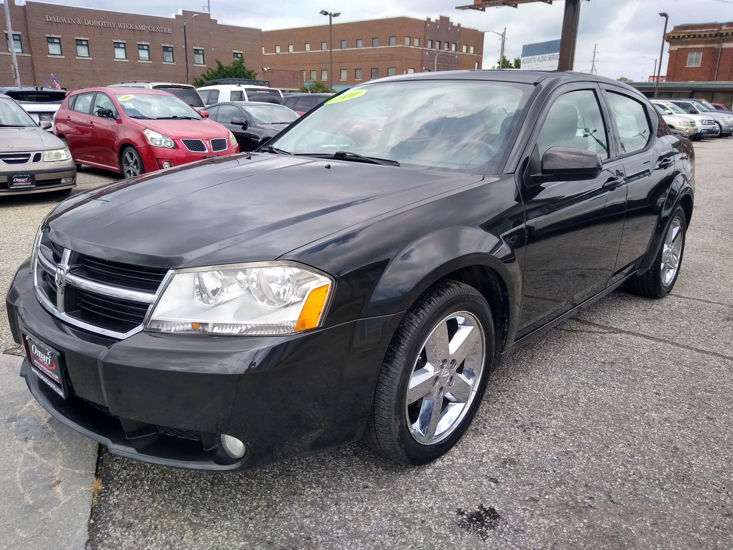 Used 2010 Dodge Avenger R/T w/ Navigation & Sound Group I image 4