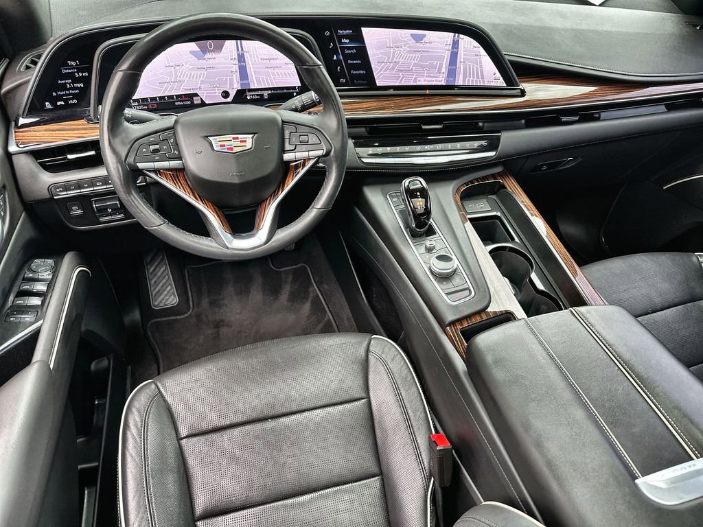 Used 2021 Cadillac Escalade ESV Premium Luxury w/ Performance Package AWD/4WD image 20