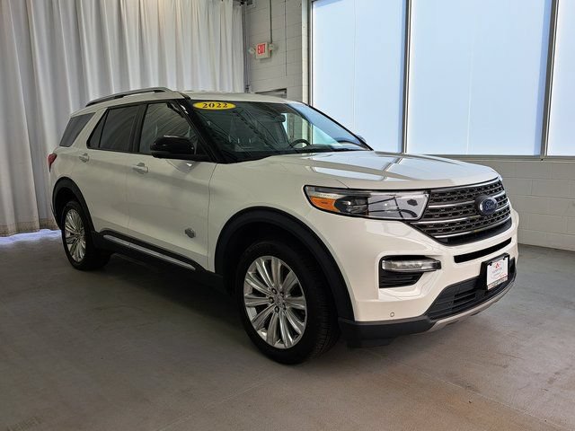 Used 2022 Ford Explorer King Ranch w/ Premium Technology Package AWD/4WD image 4