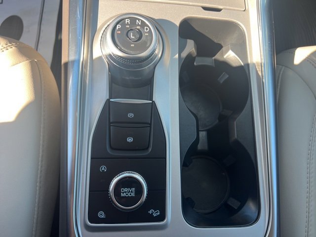 Used 2023 Ford Explorer Platinum w/ Technology Package image 35
