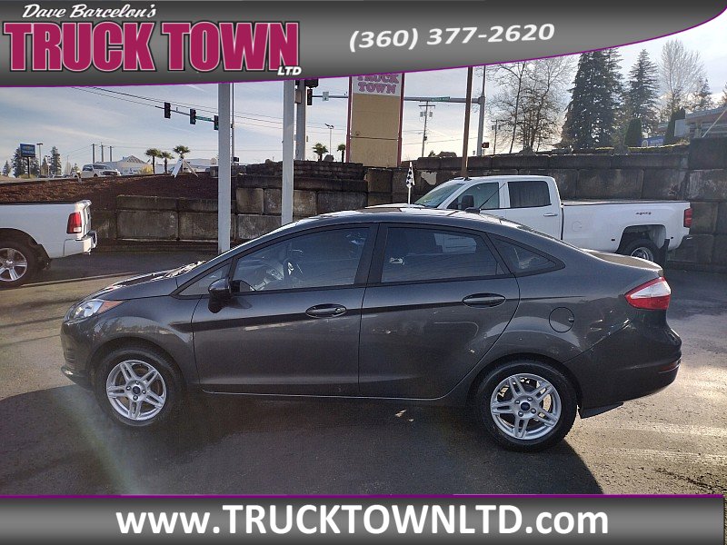 Used 2017 Ford Fiesta SE image 7