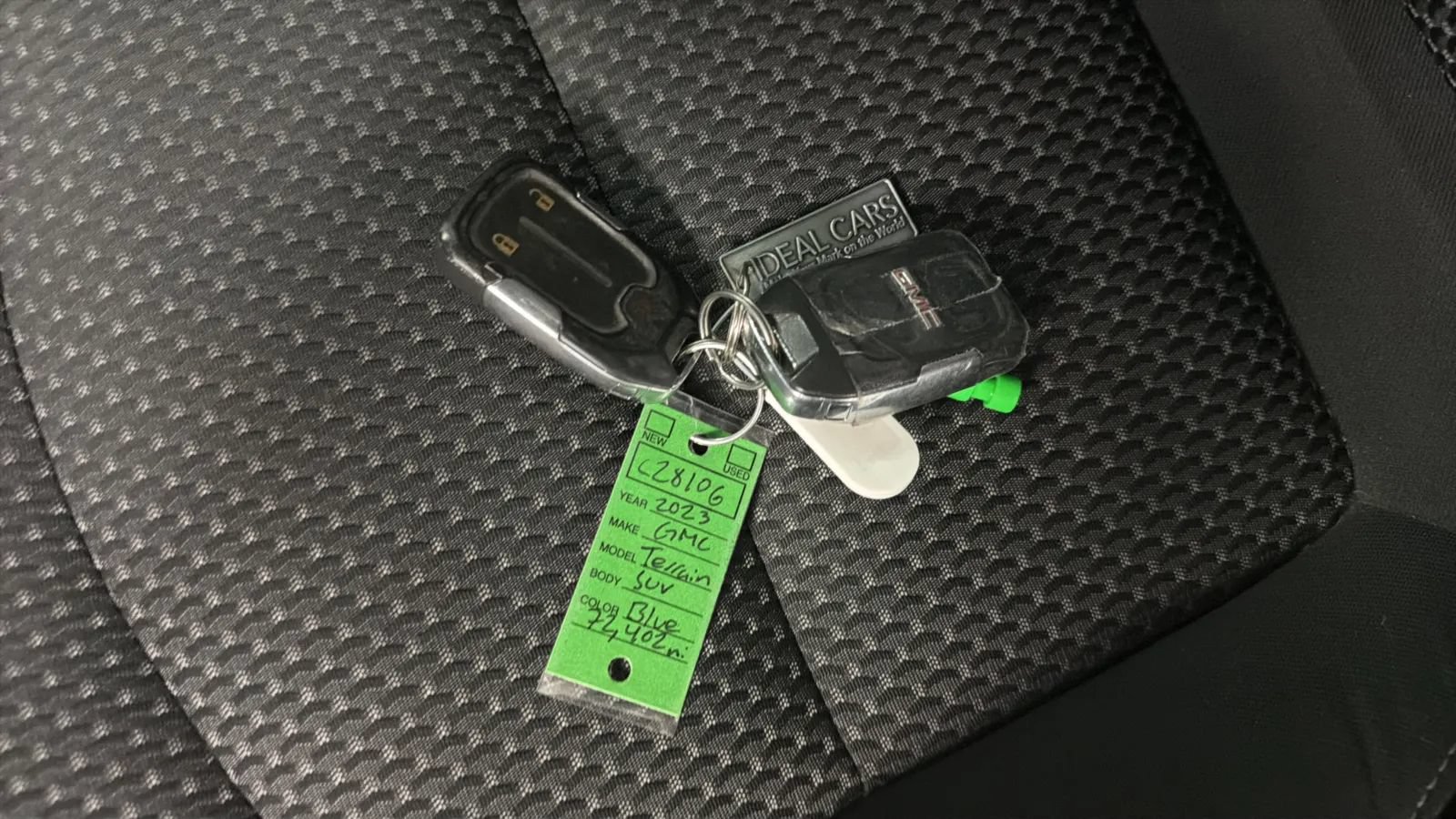 Used 2023 GMC Terrain SLE w/ LPO, Floor Liner Package AWD/4WD image 28