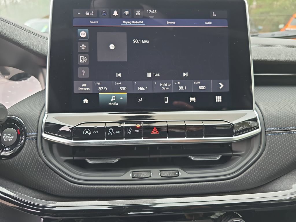 New 2026 Jeep Compass Latitude image 23