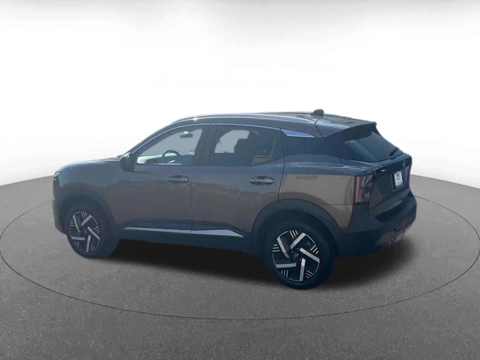 Used 2026 Nissan Kicks SV FWD image 10