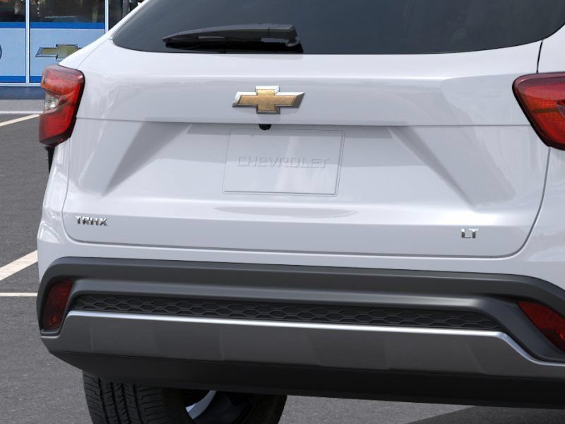 New 2026 Chevrolet Trax LT w/ LT Convenience Package FWD image 14