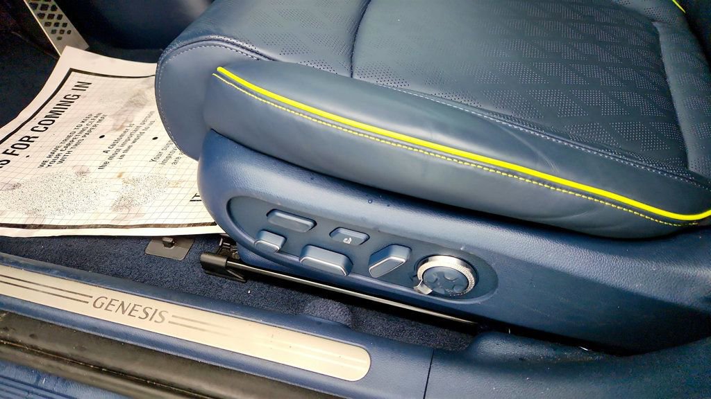 Used 2024 Genesis GV60 Performance image 12