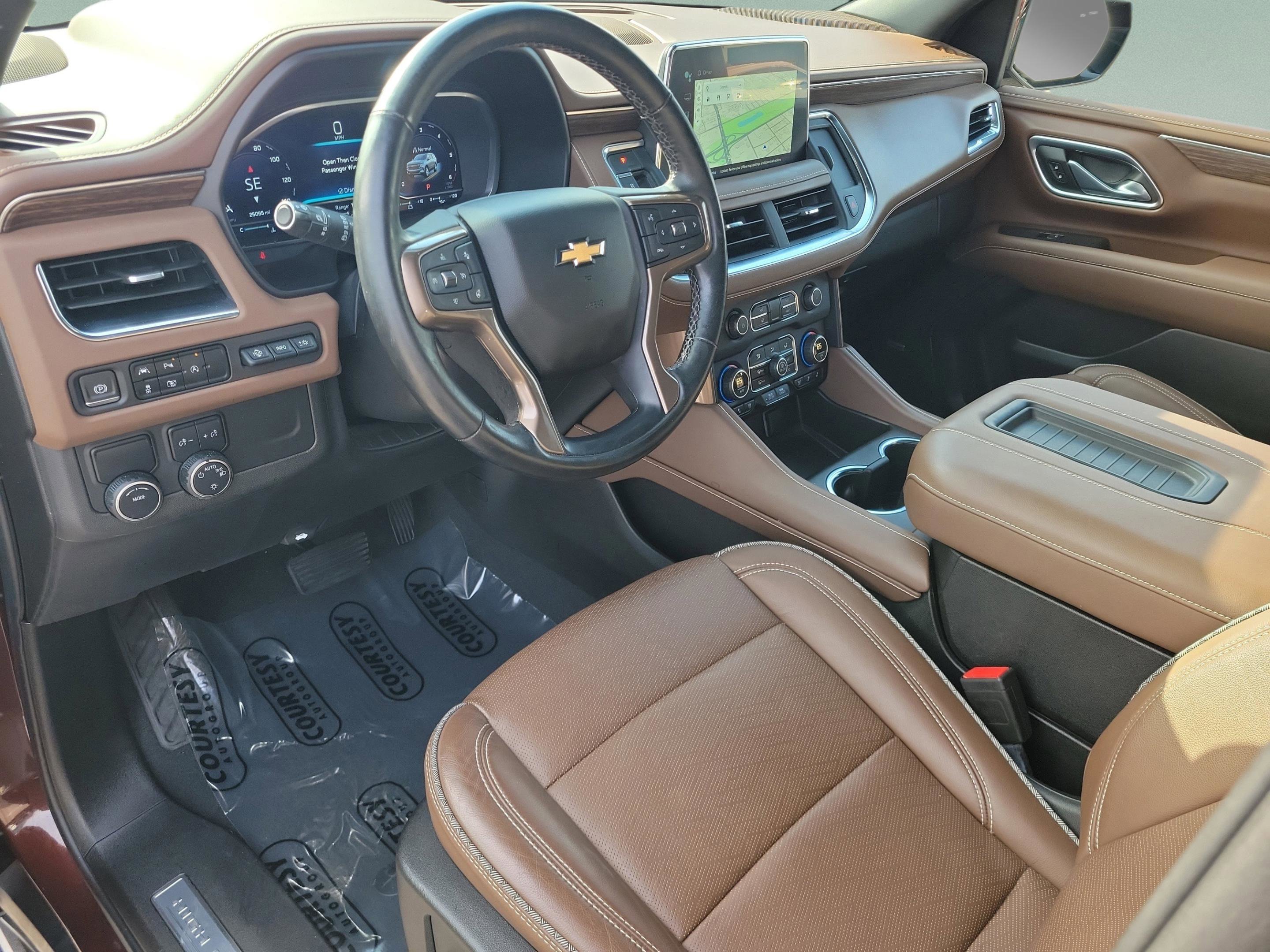 Used 2023 Chevrolet Suburban High Country image 26