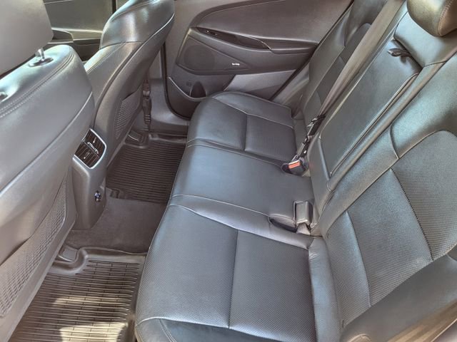 Used 2021 Hyundai Tucson Ultimate w/ Cargo Package image 23