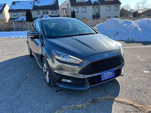 Certified 2018 Ford Focus ST image 2