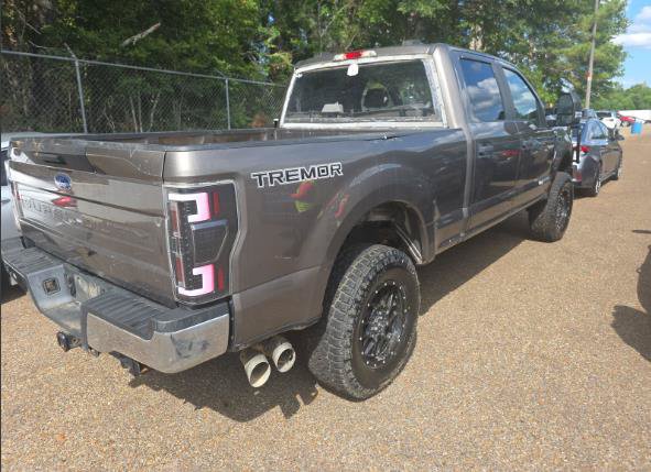 Used 2022 Ford F250 XL w/ STX Appearance Package AWD/4WD image 2
