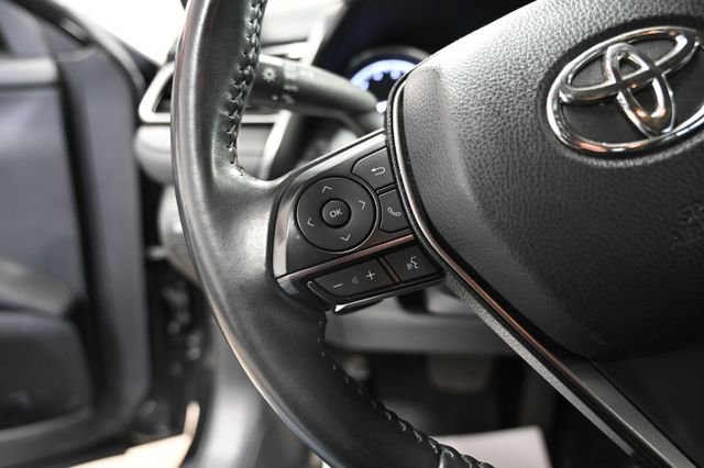 Used 2022 Toyota Camry SE image 23