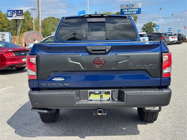Used 2024 Nissan Titan PRO-4X w/ Pro-4x Convenience Package image 4