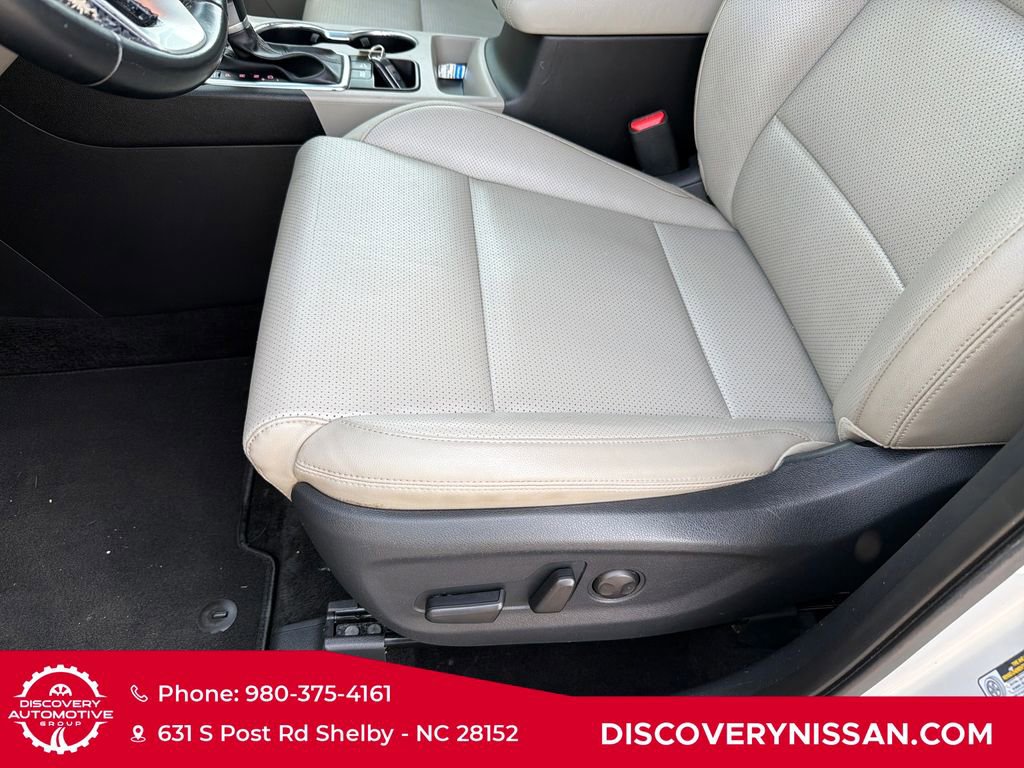 Used 2020 Kia Sportage EX image 12